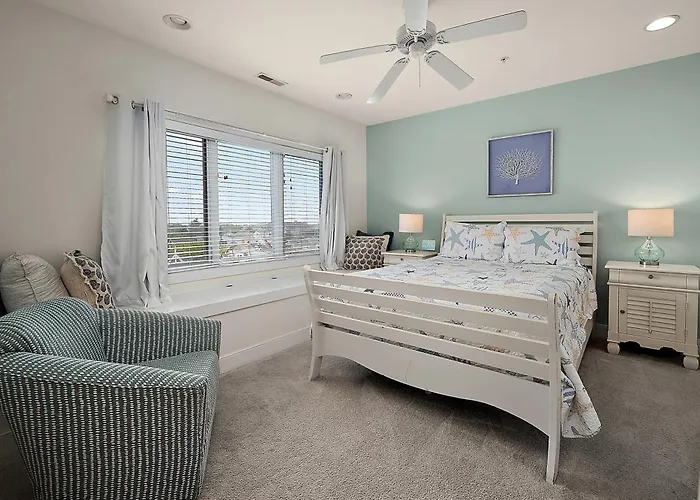 Beautiful Ocean And Bay Views From Premier 5 Bedroom In St Kitts! *
